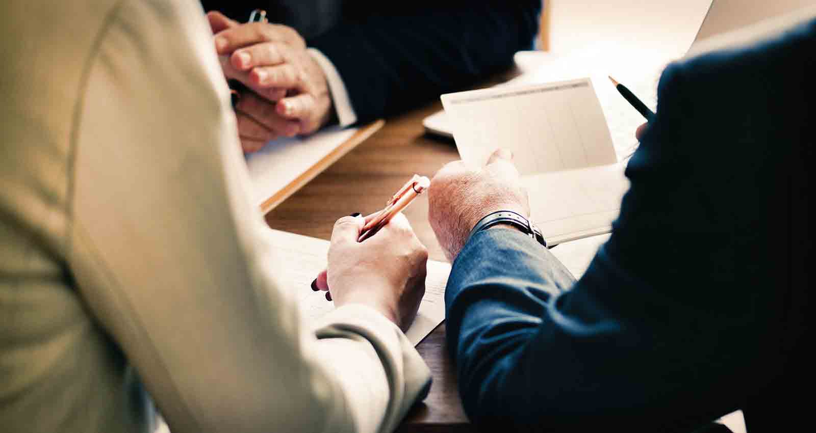 Juridisk hjälp vid dödsfall – bouppteckning, arvskifte och testamente